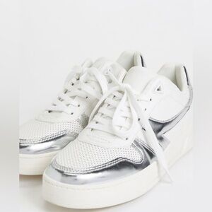 ***NWT*** Brooklyn Court Sneakers size 7, white & silver